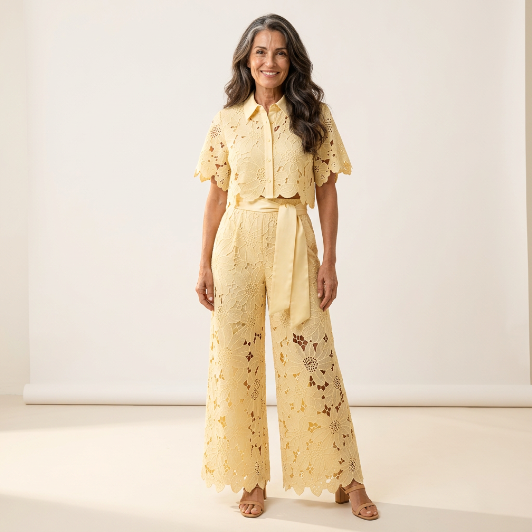 MELISA | ELEGANT TWO-PIECE SUIT WITH FLORAL PRINT