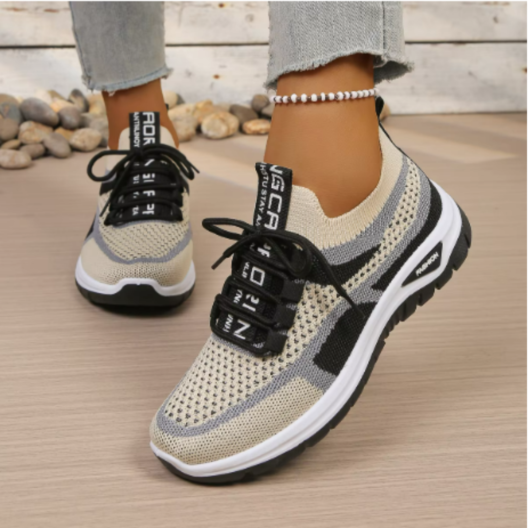 LIA | LIGHTWEIGHT SNEAKERS