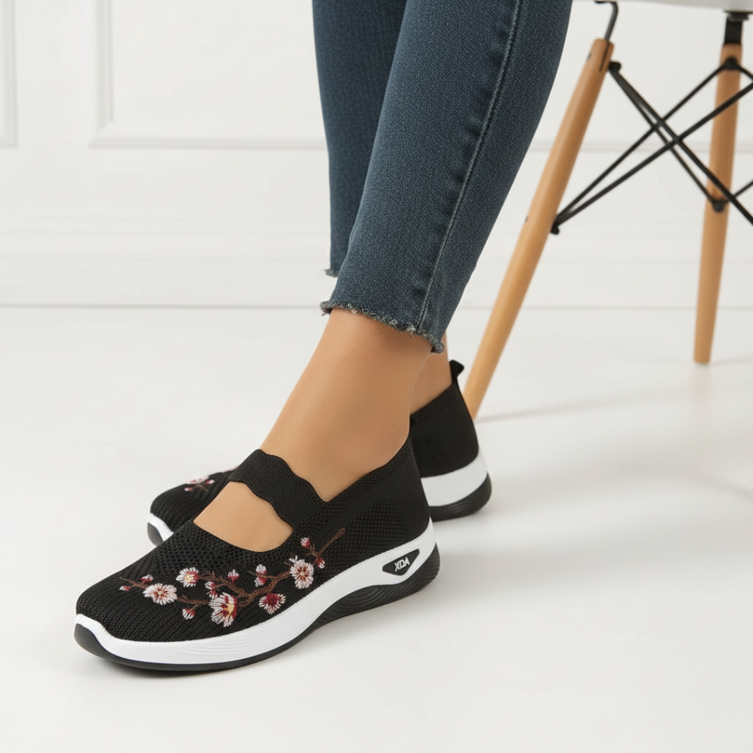 LORENA | NON-SLIP ORTHOPAEDIC SHOES WITH INSOLES