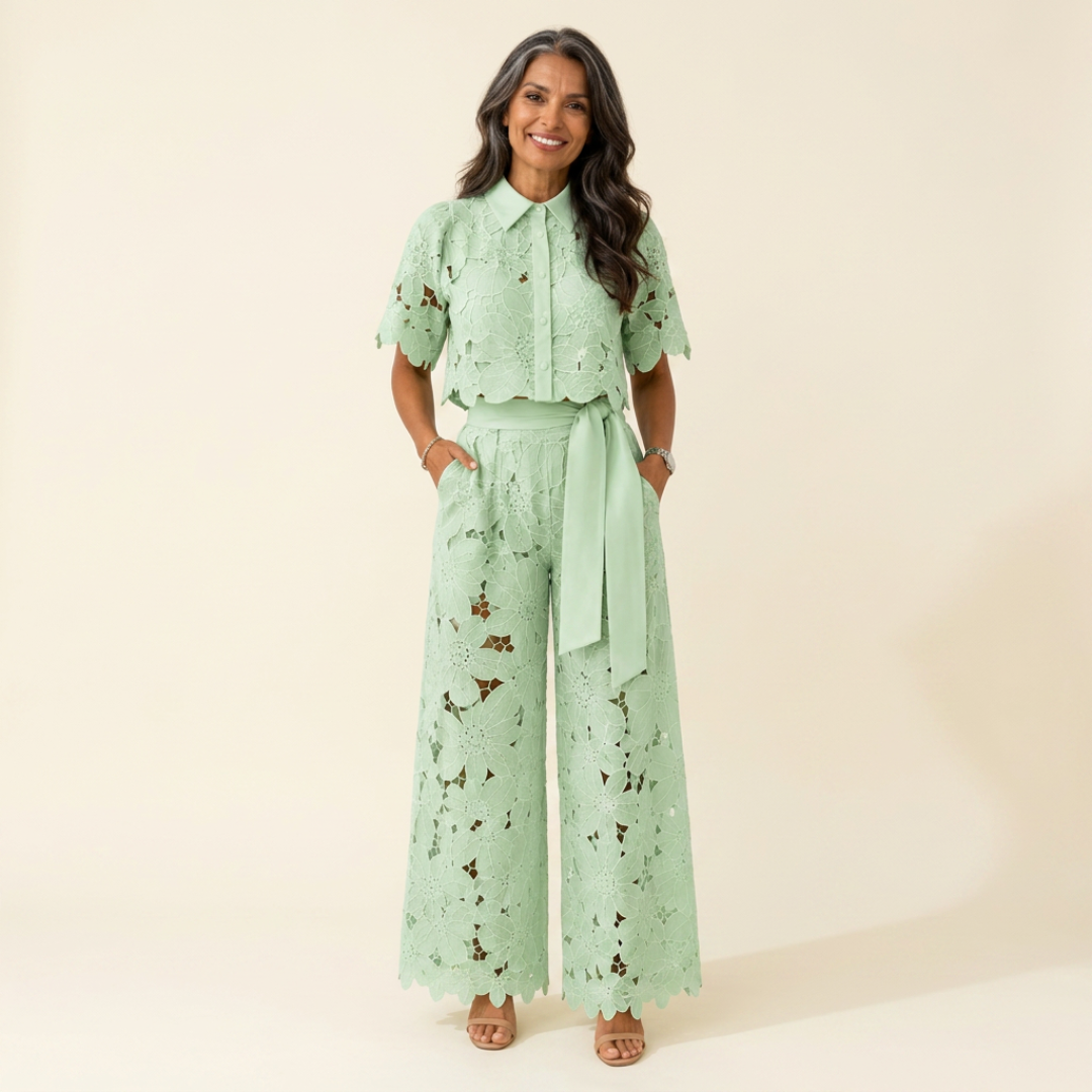 MELISA | ELEGANT TWO-PIECE SUIT WITH FLORAL PRINT