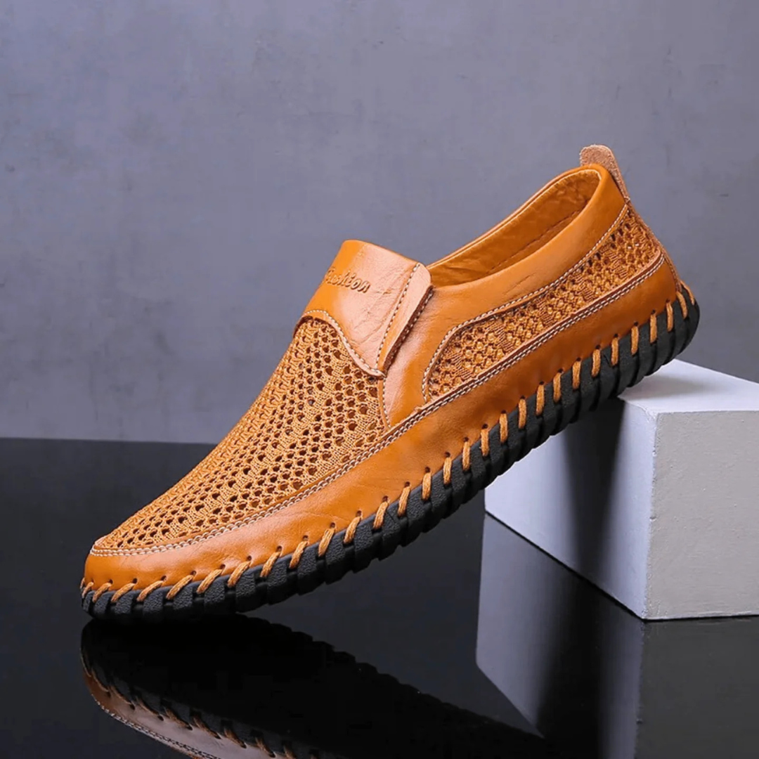 GAURINO | BREATHABLE SLIP-ON SHOES