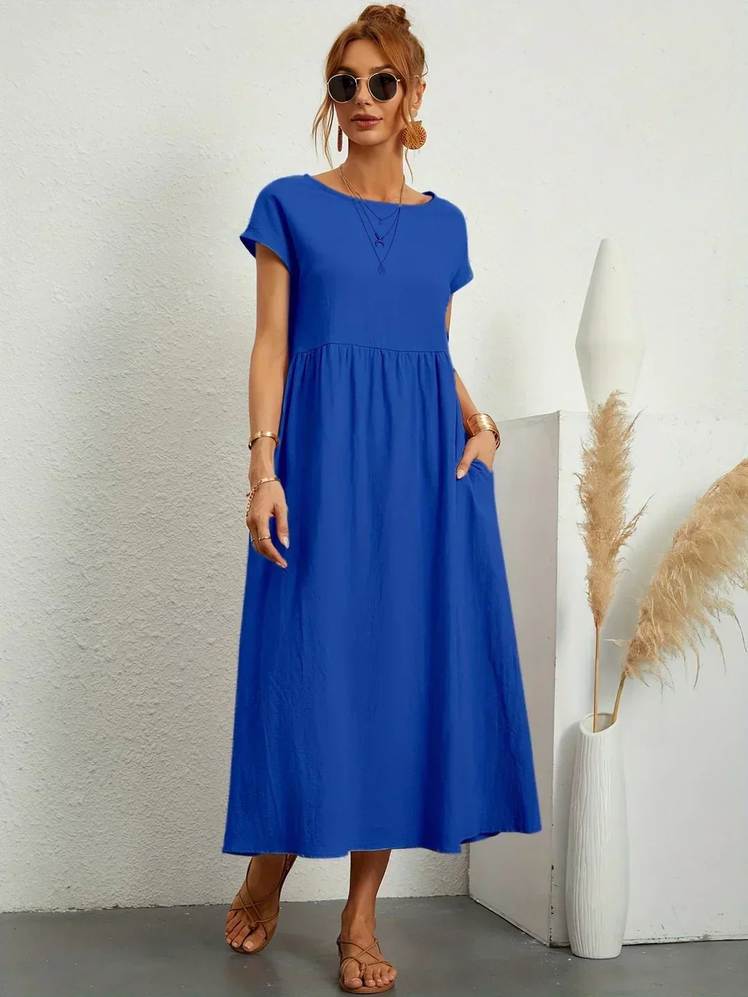 EVELINA | TIMELESS MIDI DRESS