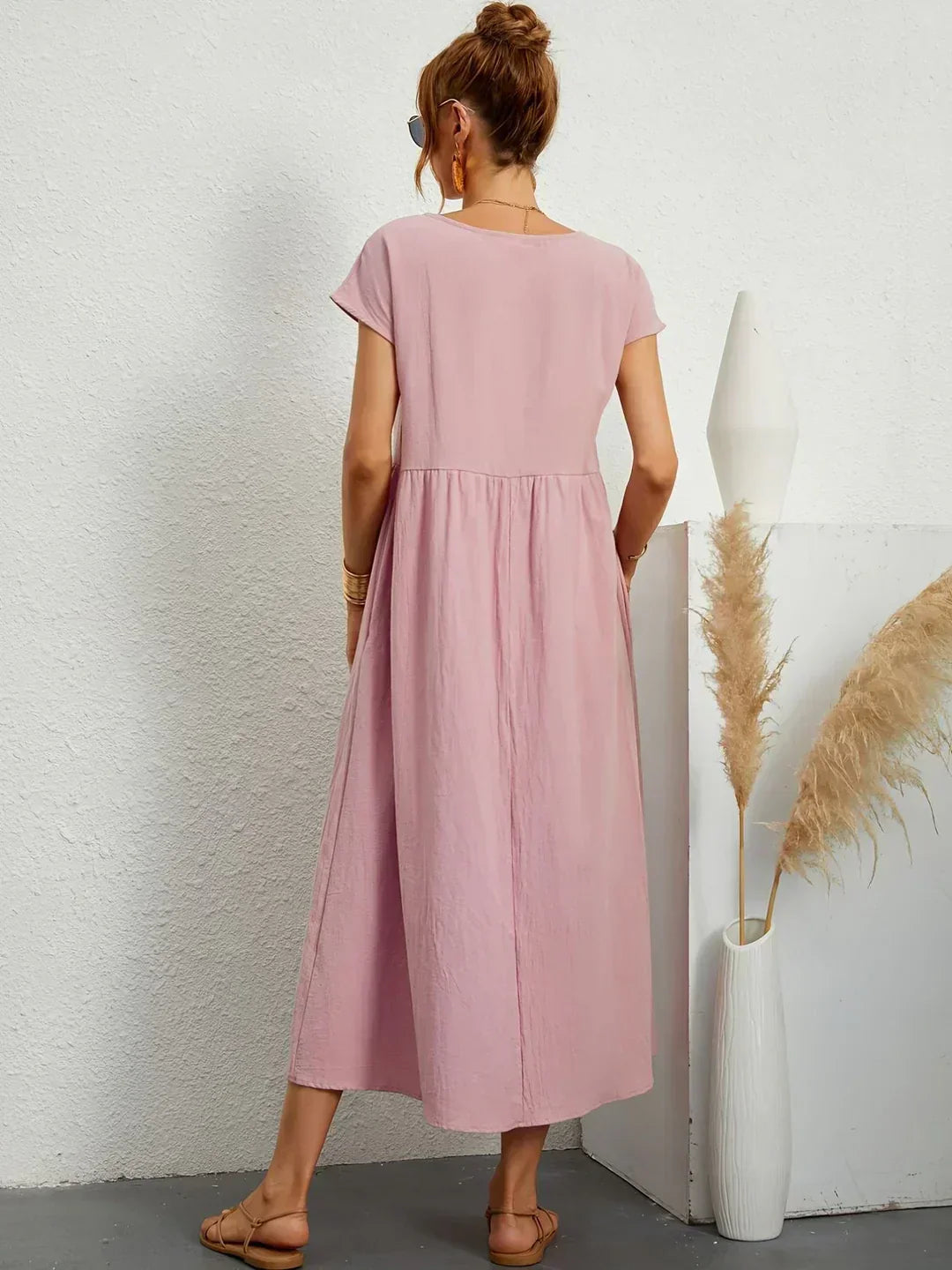 EVELINA | TIMELESS MIDI DRESS