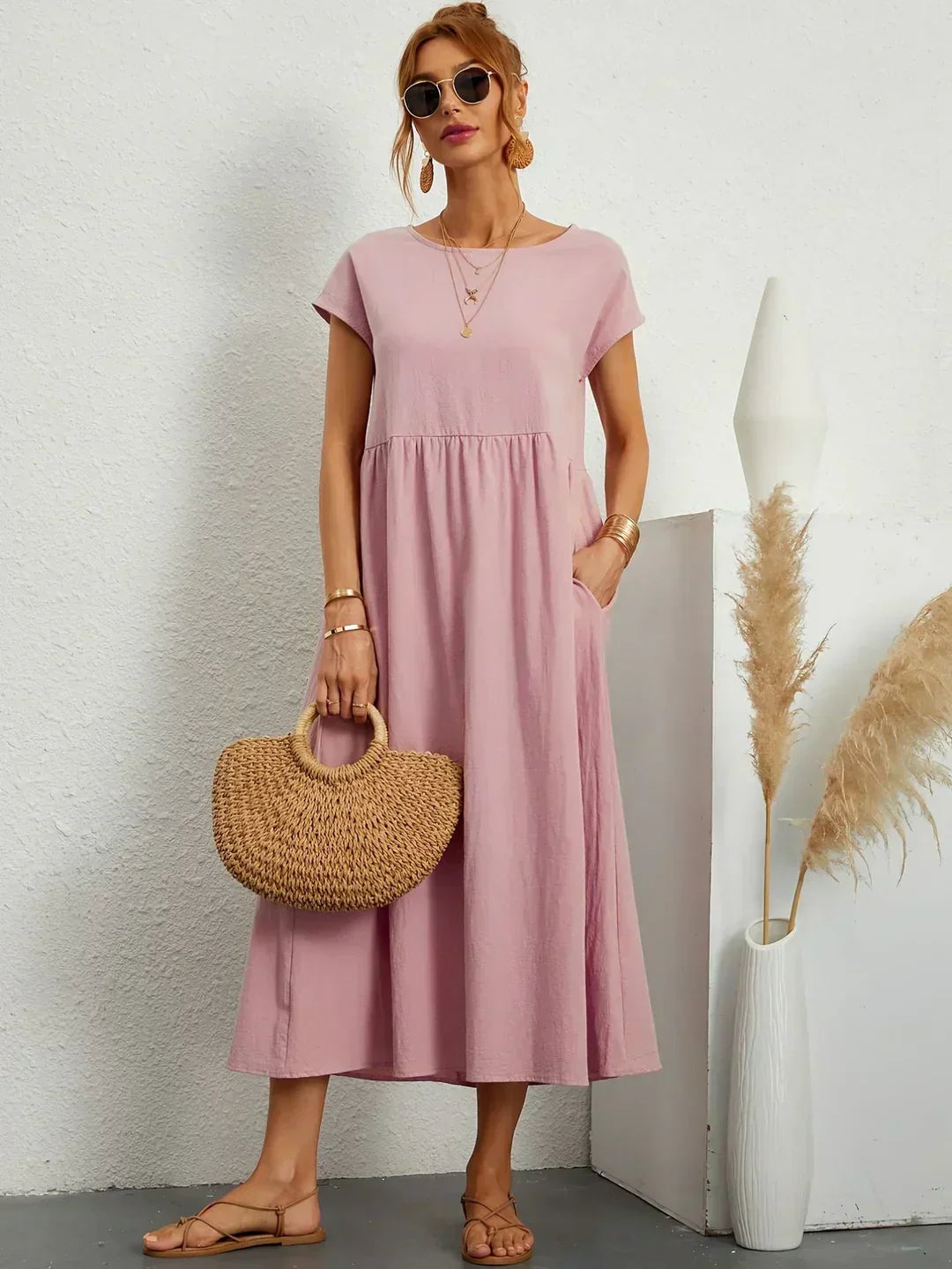EVELINA | TIMELESS MIDI DRESS