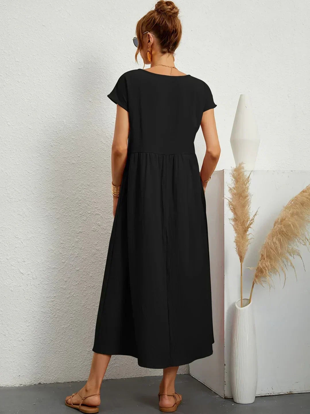 EVELINA | TIMELESS MIDI DRESS